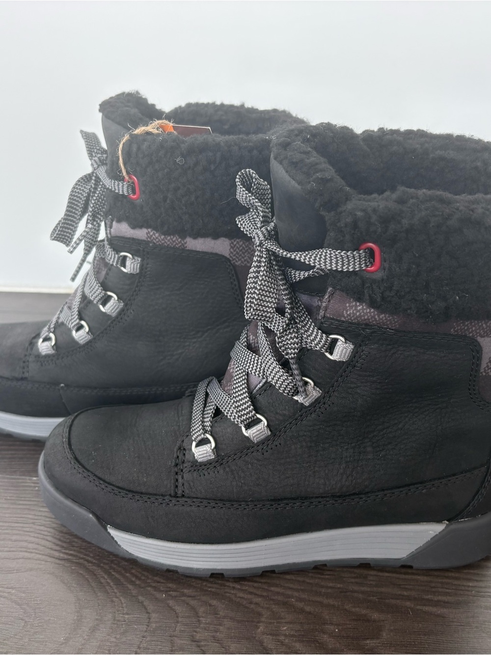 Kodiak Black and Gray Waterproof Women's Winter Boots - Rosseau Cozy Laceup 6.5